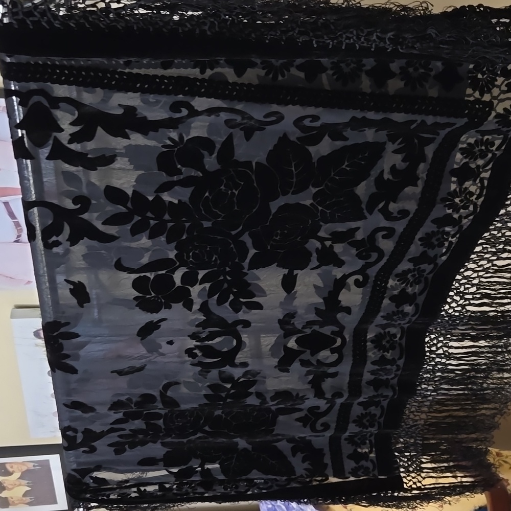 LARGE Scarf with fringe
